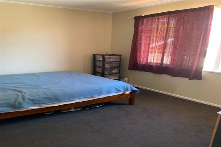 Photo of property in 12 Ruahine Street, Paraparaumu, 5032