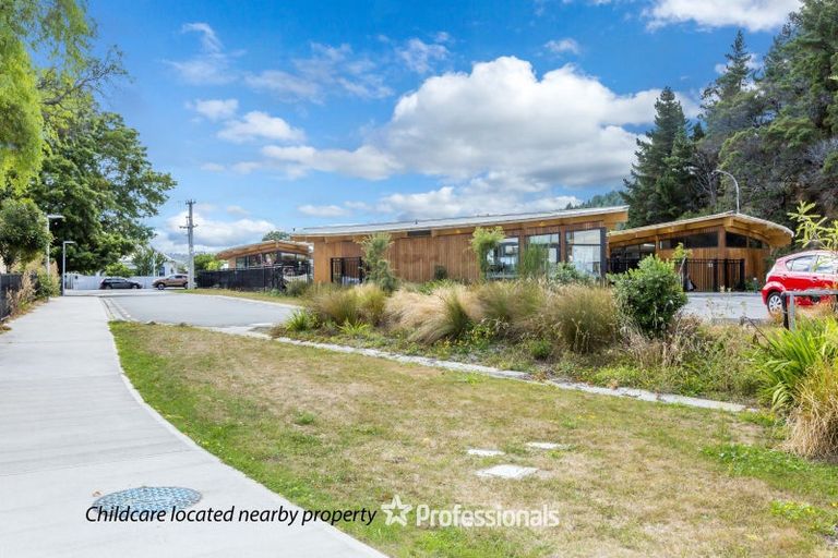 Photo of property in 24 Reakes Crescent, Wallaceville, Upper Hutt, 5018