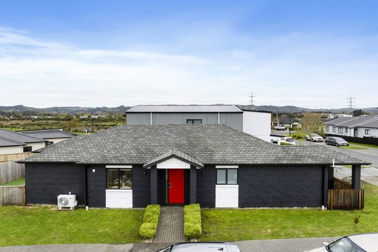 Photo of property in 5 Weri Road, Karaka, Papakura, 2113