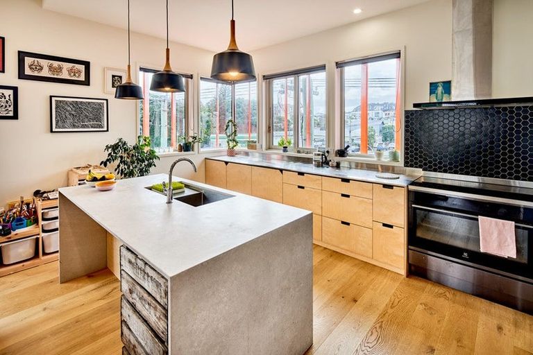 Photo of property in 1 Post Office Avenue, Berhampore, Wellington, 6023