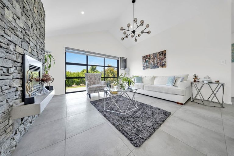 Photo of property in 63 Te Paea Avenue, Paerata, 2124