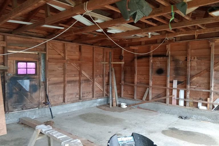 Photo of property in 80 Half Mile Road, Tuatapere, 9620