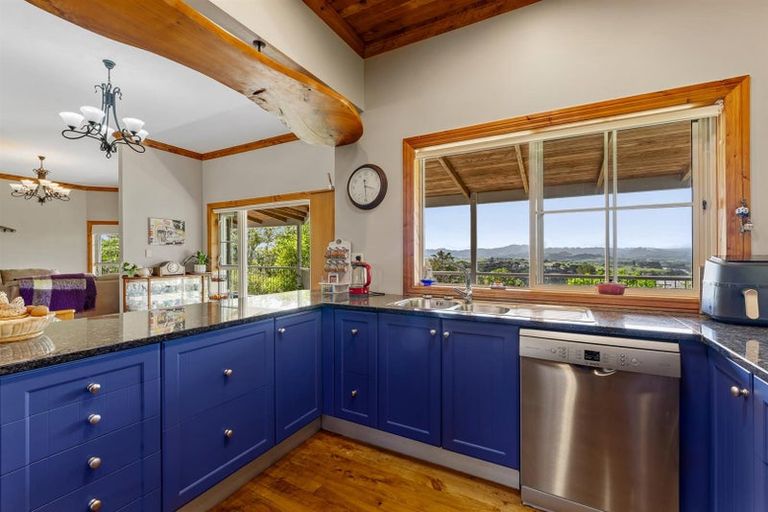 Photo of property in 1228 Sandspit Road, Sandspit, Warkworth, 0982