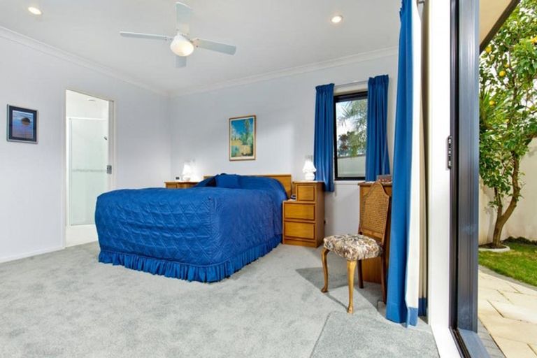 Photo of property in 52 Rame Road, Greenhithe, Auckland, 0632