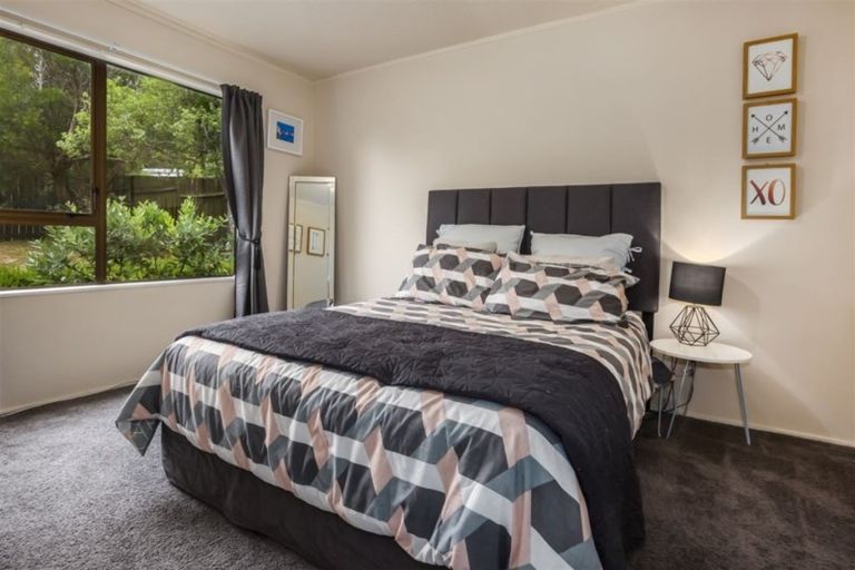 Photo of property in 5 Garboard Lane, Whitby, Porirua, 5024