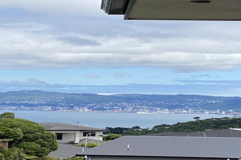 Photo of property in 84 Cypress Drive, Maungaraki, Lower Hutt, 5010