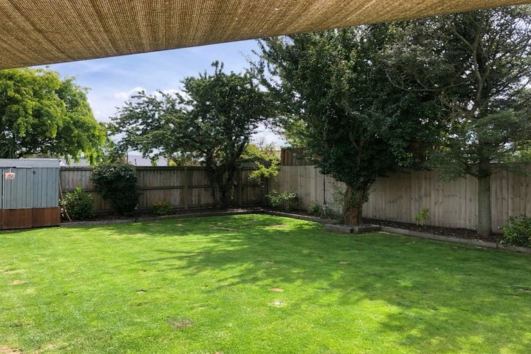 Photo of property in 33 Wingate Street, Redwood, Christchurch, 8051