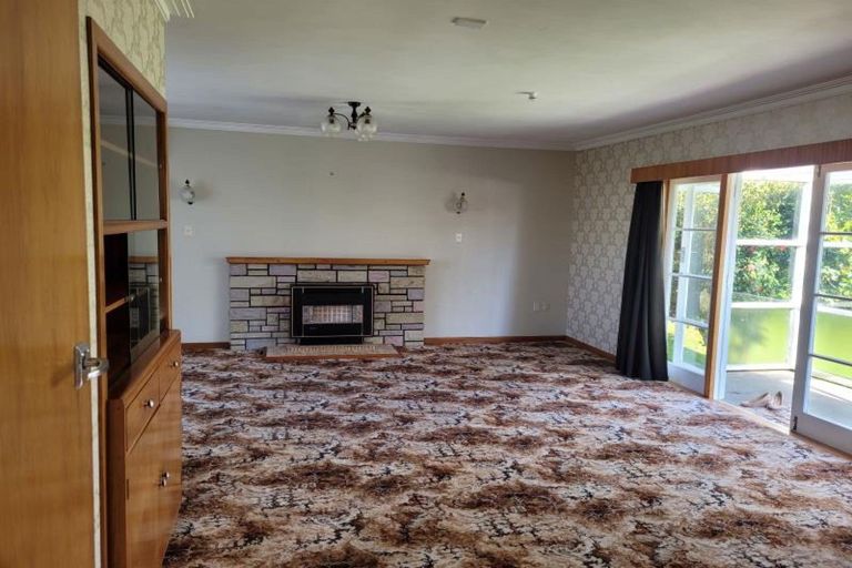 Photo of property in 31 Turakina Street, Merrilands, New Plymouth, 4312