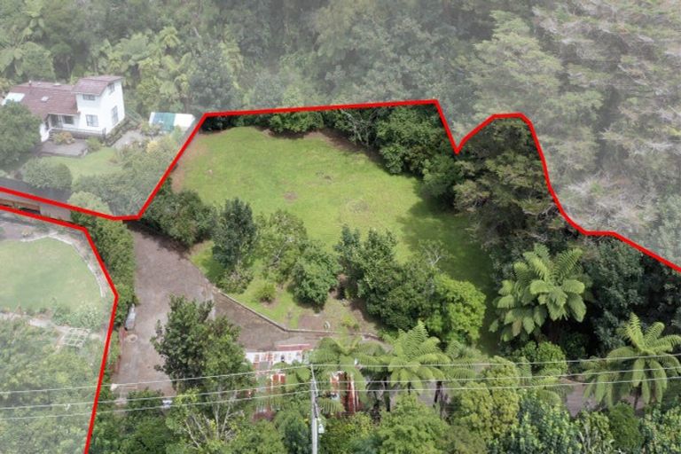 Photo of property in 24 Govett Avenue, Frankleigh Park, New Plymouth, 4310