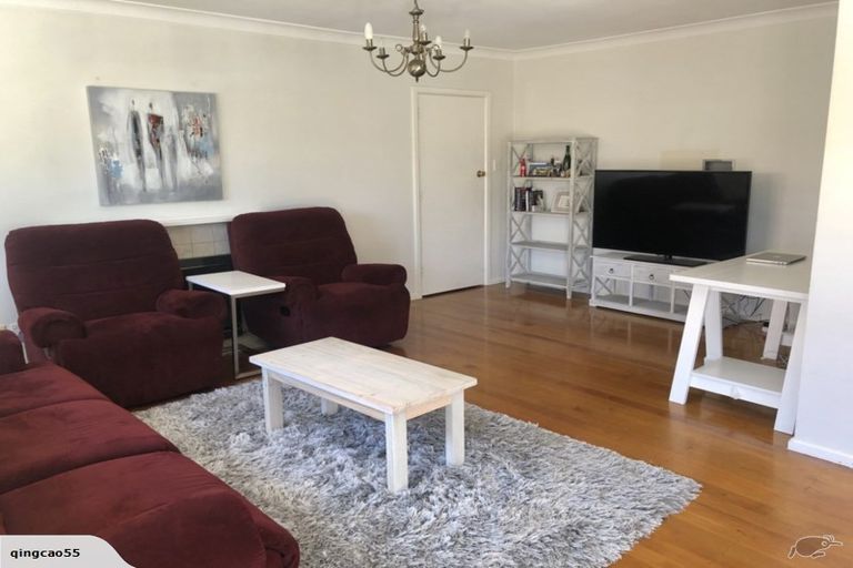 Photo of property in 1 Gavin Street, Ellerslie, Auckland, 1060