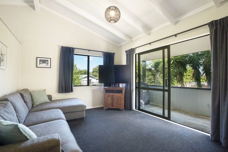 Photo of property in 18 Dunton Drive, Welcome Bay, Tauranga, 3112