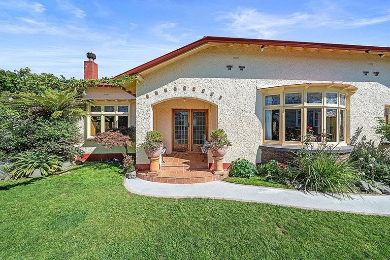 Photo of property in 20 Montague Street, Alicetown, Lower Hutt, 5010