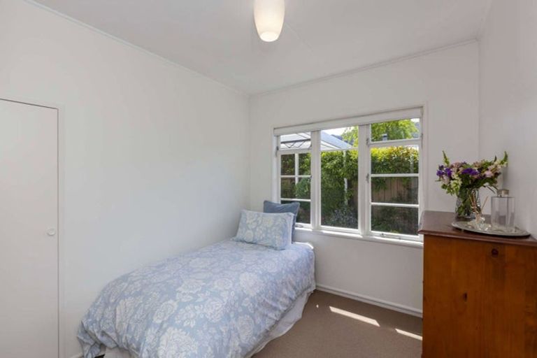 Photo of property in 29 Kohekohe Road, Waikanae, 5036