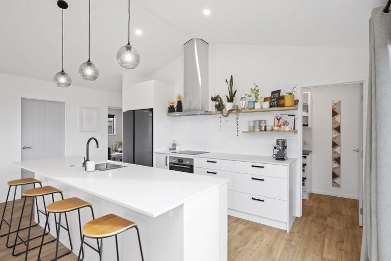 Photo of property in 43 Te Paea Avenue, Karaka, 2124