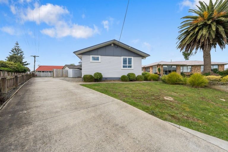 Photo of property in 11a Fox Place, Cloverlea, Palmerston North, 4412