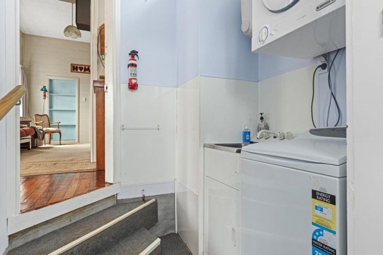 Photo of property in 10 North Street, Mokau, 4376