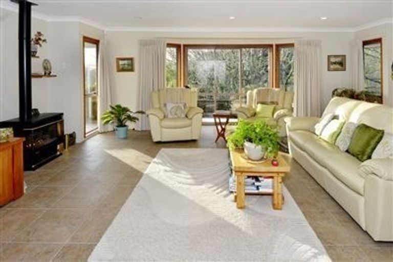 Photo of property in 78 Durey Road, Dairy Flat, Albany, 0792