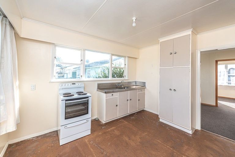 Photo of property in 7 Cornfoot Street, Castlecliff, Whanganui, 4501