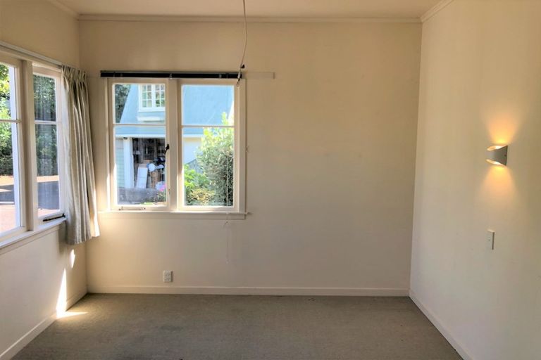 Photo of property in 26a Queens Parade, Devonport, Auckland, 0624