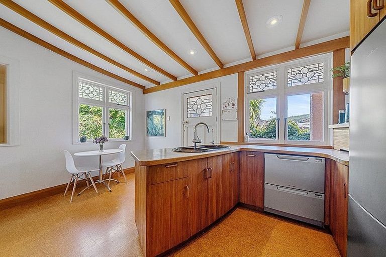 Photo of property in 20 Montague Street, Alicetown, Lower Hutt, 5010