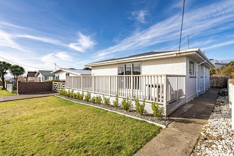 Photo of property in 29 Verdun Street, Riverton/aparima, Riverton, 9822