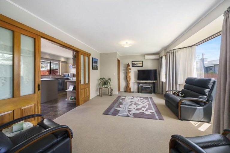 Photo of property in 7a Ngapotiki Street, Paraparaumu Beach, Paraparaumu, 5032