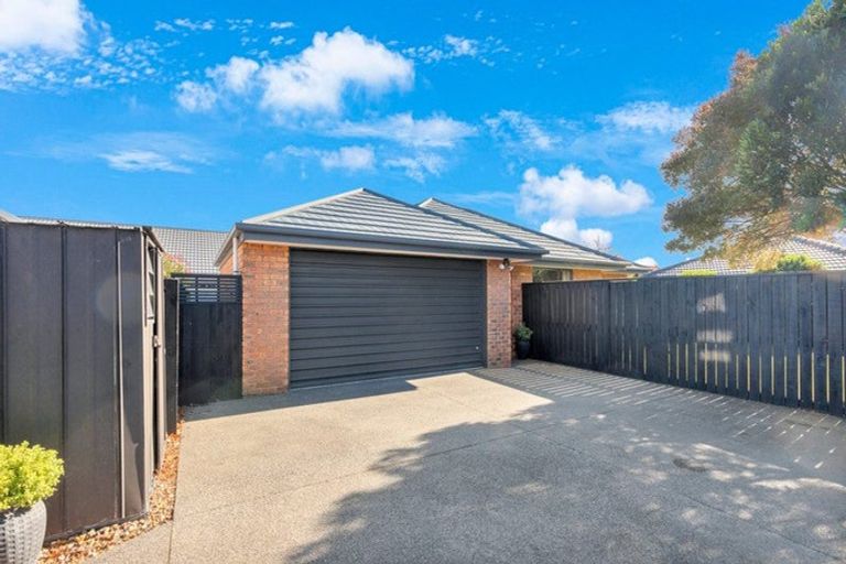 Photo of property in 15 John Olliver Terrace, Halswell, Christchurch, 8025