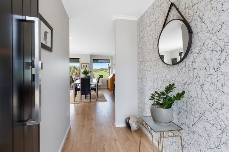 Photo of property in 14a Helenvale Crescent, Pokeno, 2402