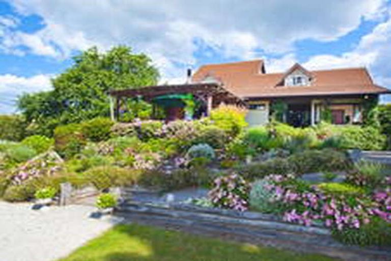 Photo of property in 425 Taurau Valley Road, Muriwai, Gisborne, 4072