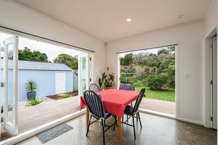 Photo of property in 36 Findlay Street, Tawa, Wellington, 5028