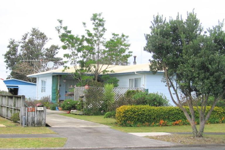 Photo of property in 116 Hampton Road, Whangamata, 3620