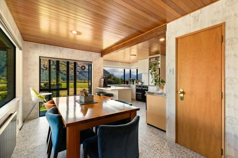 Photo of property in 46c Rees Valley Road, Glenorchy, 9372