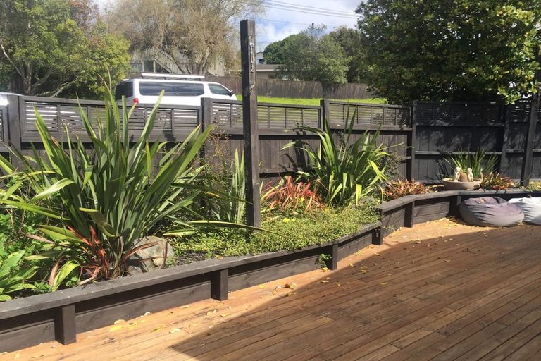 Photo of property in 7a Cedar Terrace, Stanmore Bay, Whangaparaoa, 0932