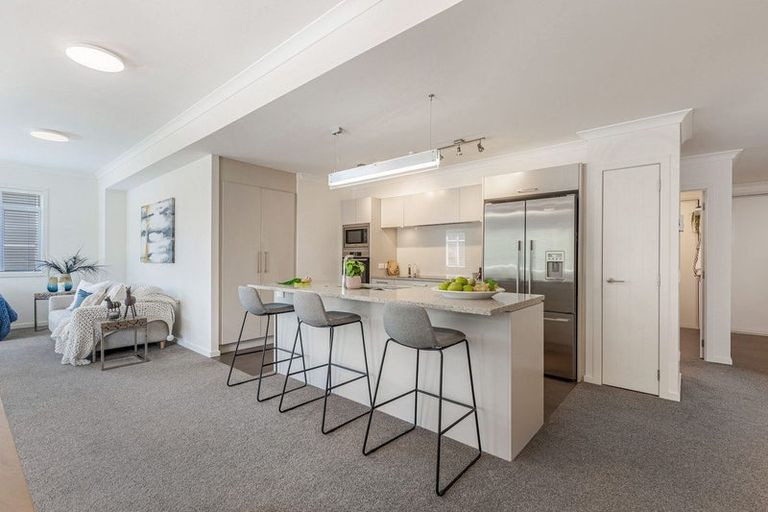 Photo of property in 90 Eaves Bush Parade, Orewa, 0931