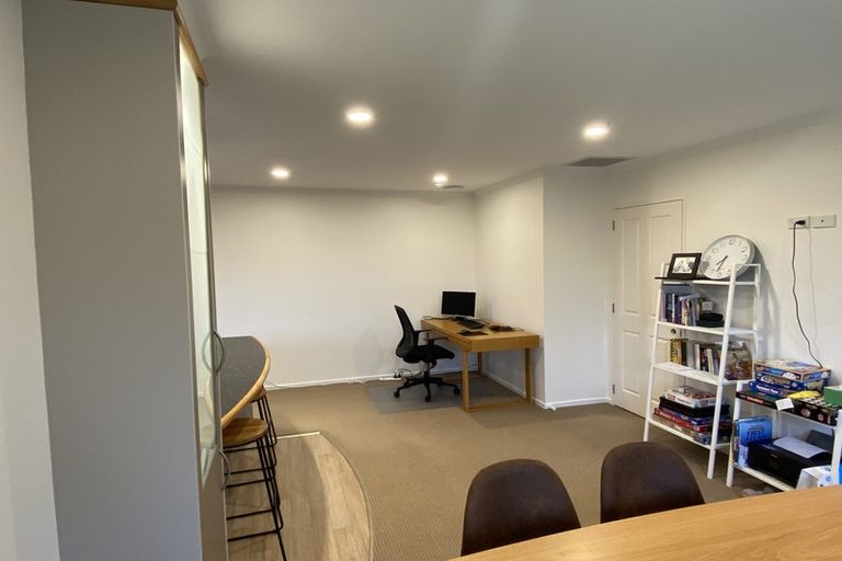 Photo of property in 7 Wroxton Place, Waiuku, 2123