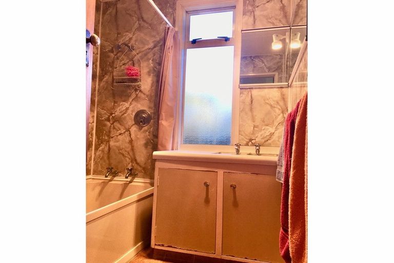 Photo of property in 69 Tancred Street, Linwood, Christchurch, 8011