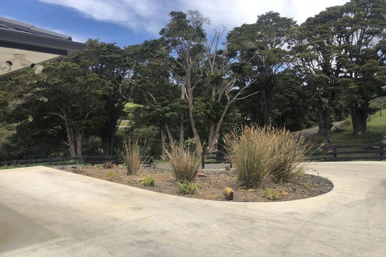 Photo of property in 347 Taraunui Road, Parua Bay, Onerahi, 0192