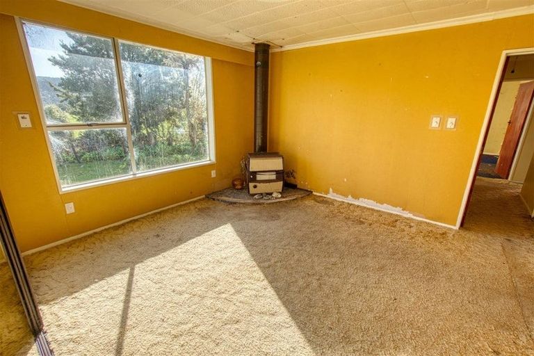 Photo of property in 317 Poerua Valley Road, Harihari, 7884