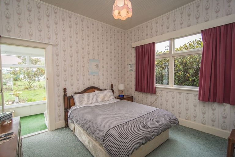 Photo of property in 37 Raymond Street, West End, Timaru, 7910
