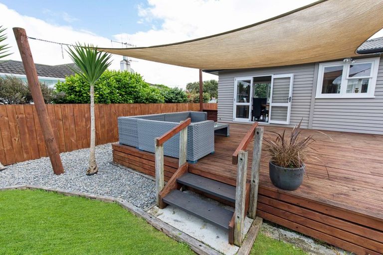 Photo of property in 41 Duke Street, Levin, 5510