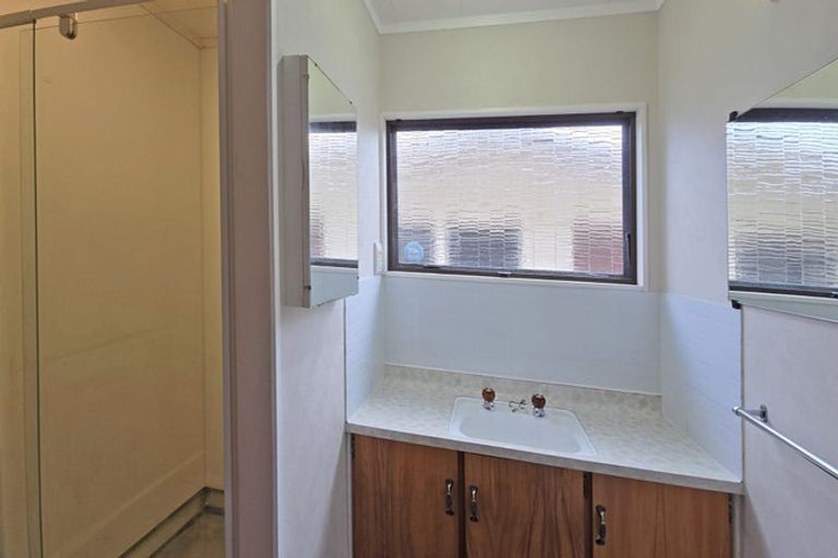 Photo of property in 56 Avondale Road, Taradale, Napier, 4112