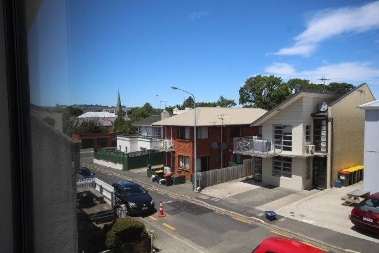 Photo of property in 14 Titan Street, North Dunedin, Dunedin, 9016