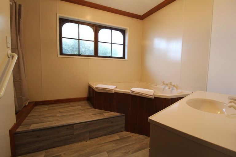 Photo of property in 241 Gap Road West, Winton, 9781