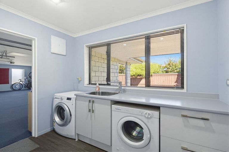 Photo of property in 13 Raymond Place, West Melton, 7618