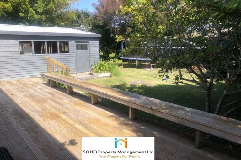 Photo of property in 14 Ellison Place, Pakuranga Heights, Auckland, 2010