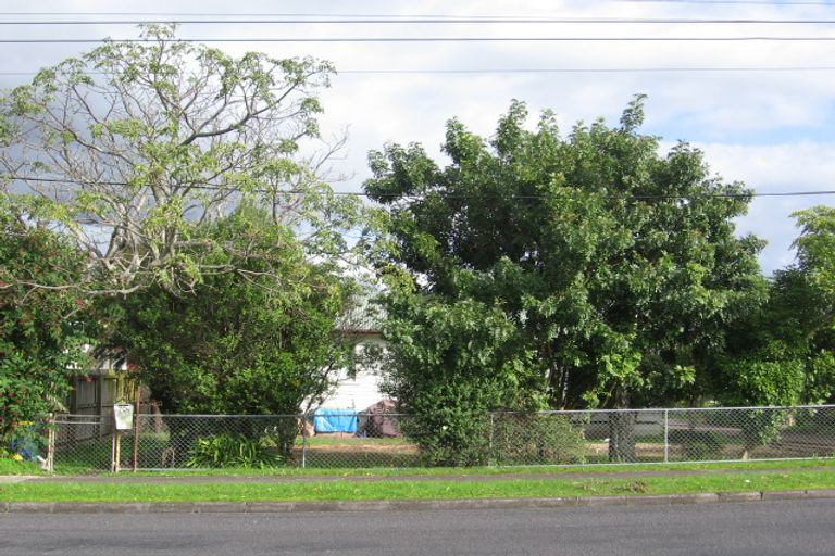 Photo of property in 1/70 Taikata Road, Te Atatu Peninsula, Auckland, 0610