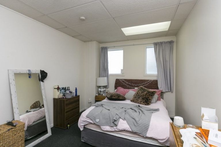 Photo of property in 8b Lipman Street, Mount Victoria, Wellington, 6011