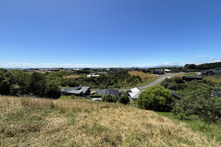 Photo of property in 125 Ruapehu Drive, Fitzherbert, Palmerston North, 4410