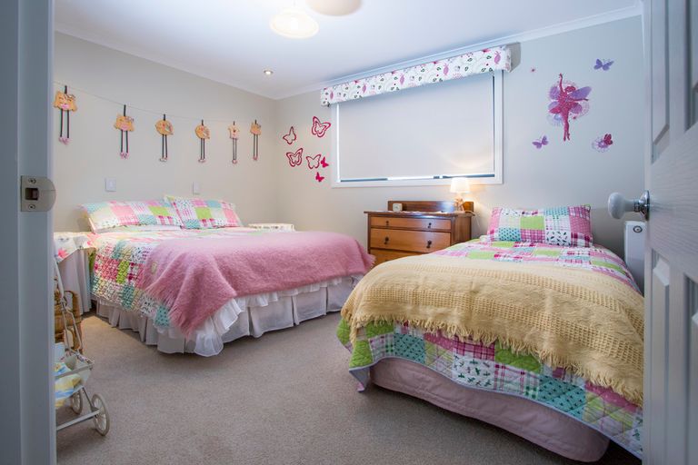 Photo of property in 1 Ash Lane, Cromwell, 9310