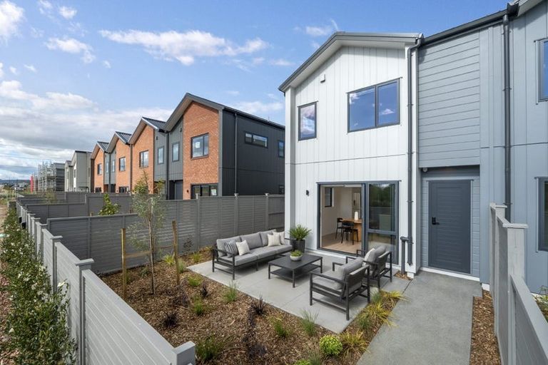 Photo of property in 174 Park Estate Road, Rosehill, Papakura, 2113